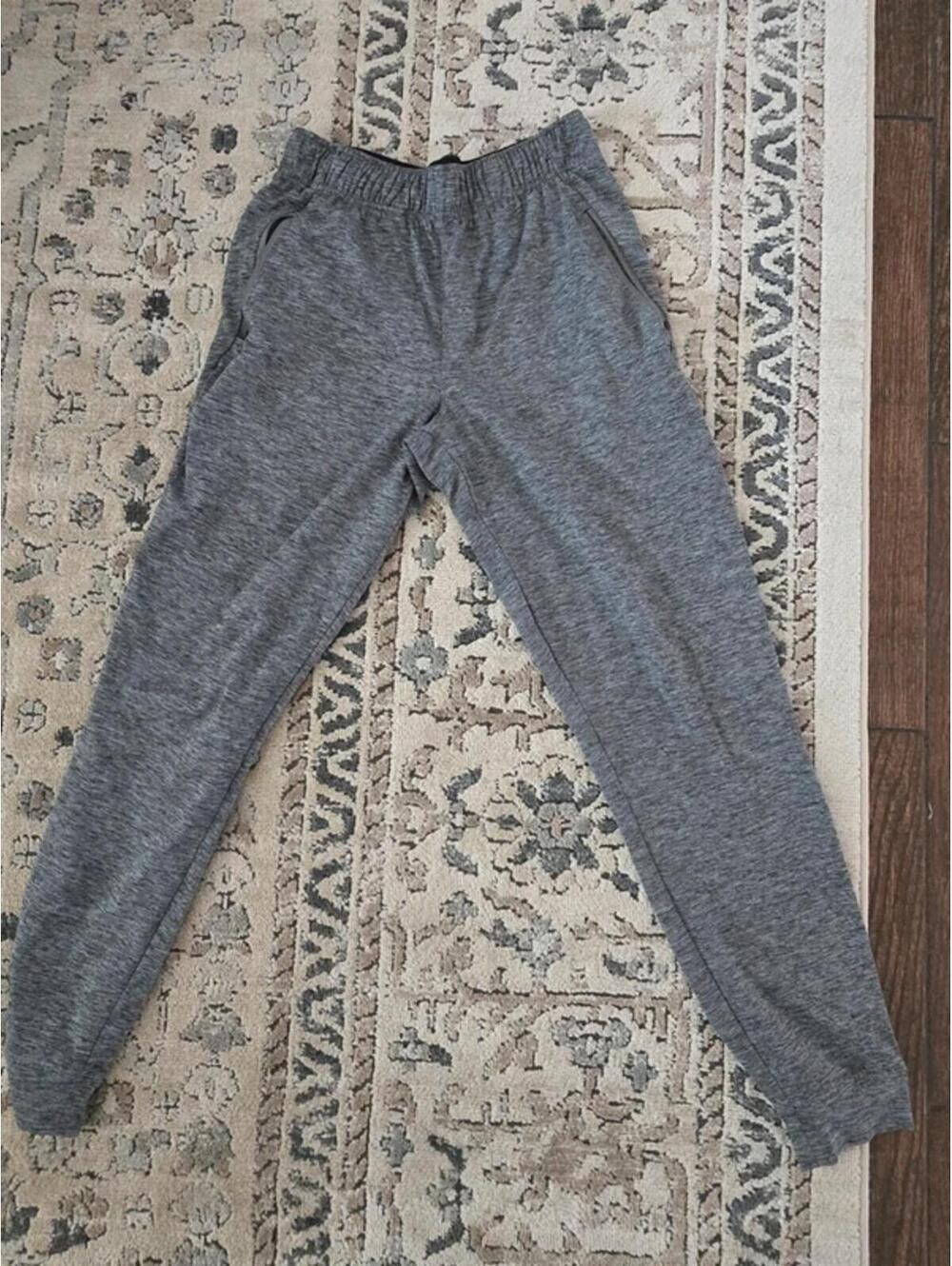 Glacier jogging pants joggers.